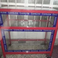 ویترین چرخ دار