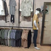 دکور واجناس مغازه مردانه(اسپرت وکلاسیک)(توافقی)|فروشگاه و مغازه|قم, باجک دو|دیوار