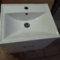 روشویی کابینت همراه با باکس آینه