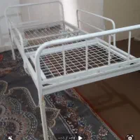 تخت بیمارستانی