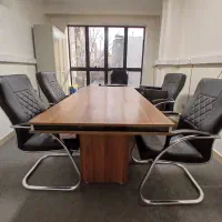 میز کنفرانس