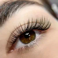خدمات آرایشگری و زیبایی و آموزش