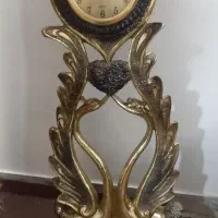 ساعت ایستاده طلایی طرح قو