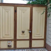 درب حیاط|مصالح و تجهیزات ساختمان|اهرم, |دیوار