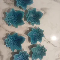 ۷عدد ظروف سفالی آبی