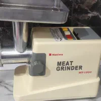 چرخ گوشت نانیوا سالم