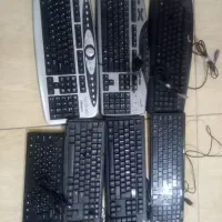 تعدادی کیبورد نیاز به تعمیر