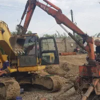 فروش دو دستگاه بیل مکانیکی کوماتسو خط ۷ باهم