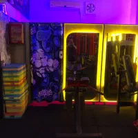 باشگاه بدنسازی جاروکش|تجهیزات ورزشی|یاسوج, |دیوار