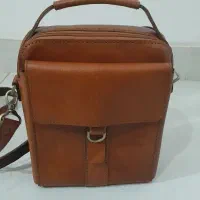 دوخت کیف زنانه و مردانه باچرم طبیعی و دست دوز|کیف، کفش، کمربند|اردبیل, |دیوار