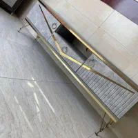 میزتلویزیون فروشی درحد نو