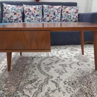 میز جلومبلی