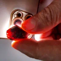 گوهر سنگ  گارنت سرخ شفاف وارداتی