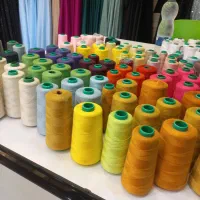 نخ و دوک رنگی