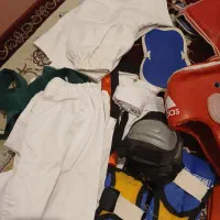 دو دست لباس تکواندو تا ۱۰ سال|تجهیزات ورزشی|اسلامشهر, مظفریه|دیوار