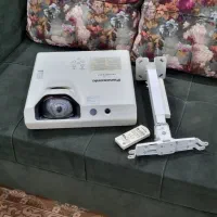 ویدیو پرژکتور و ویدیو