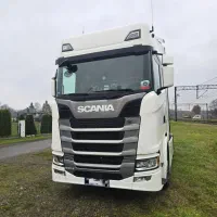 واردات و ترخیص انواع کشنده های اروپایی