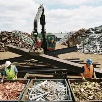 خرید و فروش انواع آهن آلات و ضایعات و فلزات