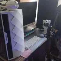 فروش فوری میز کامپیوتر و استریم دارای کمد