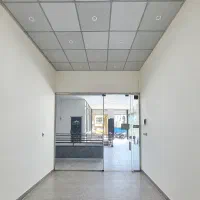 پیش‌فروش مغازه همکف روبه‌روی درب ورودی پاساژ