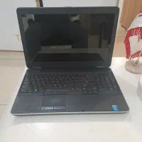 لپ تاپ dellبسیار تمییز گرافیک دار