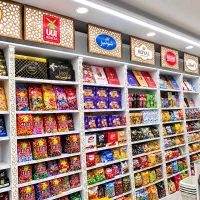 نمایشگاه و فروشگاه تخصصی شکلات و سوغات