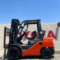 لیفتراک سه تن تویوتا ۲۰۲۲ خشک دوگانه سوز فول