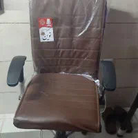 صندلی اداری کاملاسالم