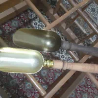 مخصوص  بستنی آجیل و شکلات