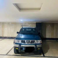 نیسان پیکاپ دو کابین بیرنگ