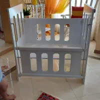 تخت نوزادی کنار مادر