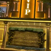 باغسرا حاتم و عمارت مجلل