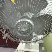 پنکه پارس خزر قدیمی با پرهای اهنی