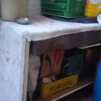 میز فلزی