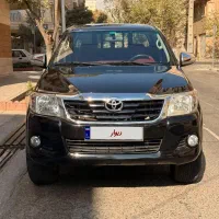 تویوتا هایلوکس