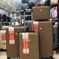 چمدان برندmr(طرح لاین)یک سال ضمانت کتبی نشکن بودن|کیف، کفش، کمربند|مشهد, عیدگاه|دیوار