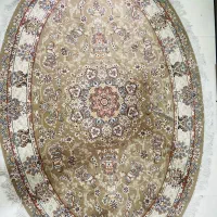 قالیچه فرش بیضی ۴ متری گردویی کرم مشهد