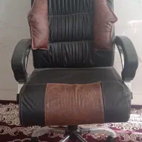 صندلی گردان اداری و خانگی