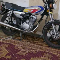 باسلام موتورهوندا۲۰۰مدل ۴۰۳درحدصفر۳۰۰۰کارکردواقعی