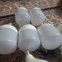 8عدد لامپ کم مصرف در حد نو تا سال 1405/5ضمانت دارد|لامپ و چراغ|تهران, نازی‌آباد|دیوار