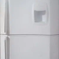 یخچال خانگی دو درب کوچک و بزرگ