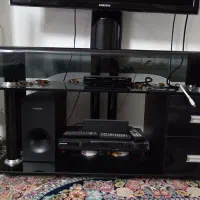 تلویزیون 42 اینچ سامسونگ. با میز شیشه ای|تلویزیون و پروژکتور|سمنان, |دیوار