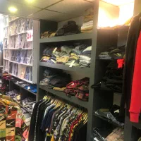 دکور مغازه لباس فروشی پوشاک فروش زیر قیمت توافقی|فروشگاه و مغازه|تهران, مدائن|دیوار