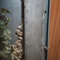 درب آهنی وحفاظ فلزی