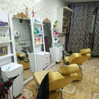 تمامی لوازم اریشگاه زنانه