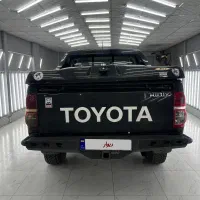 تویوتا هایلوکس دو کابین شاسی بلند