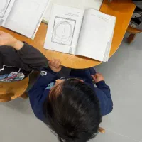 به یک مربی آموزشی برای گروه سنی ۴-۵ سال نیازمندیم