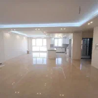 ۱۵۴ متر نوساز ،طبقه چهارم، ۲ پارکینگ، گرمایش از کف