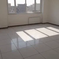 ۸۰ متر / فول امکانات/خوش نقشه