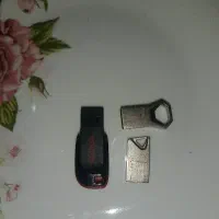 سه عدد رم فلش  مموری  سان دیسک و اپسر و لکس بیت